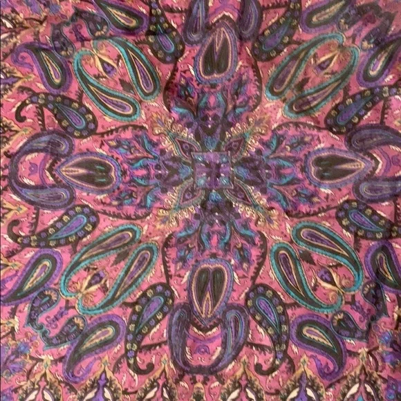 AUTHENTIC LARGE SILK PAISLEY SCARF FROM INDIA ⭐️⭐️⭐️⭐️⭐️ - Picture 2 of 7